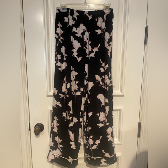 Donna karan pajamas - Picture 3 of 8